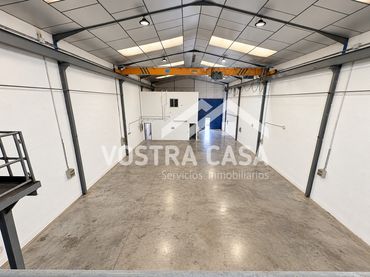 Nave industrial en alquiler en Montcabrer