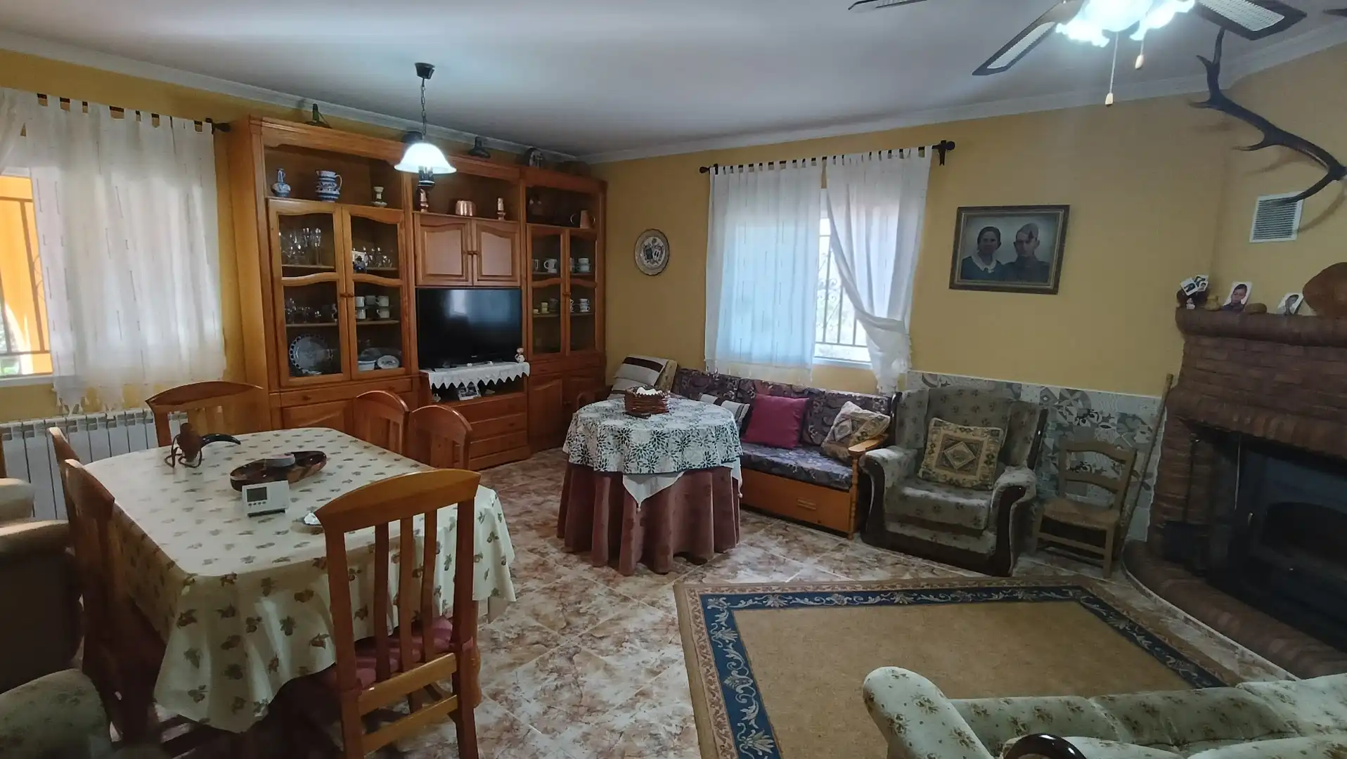 Living room of Land for sale in Las Herencias