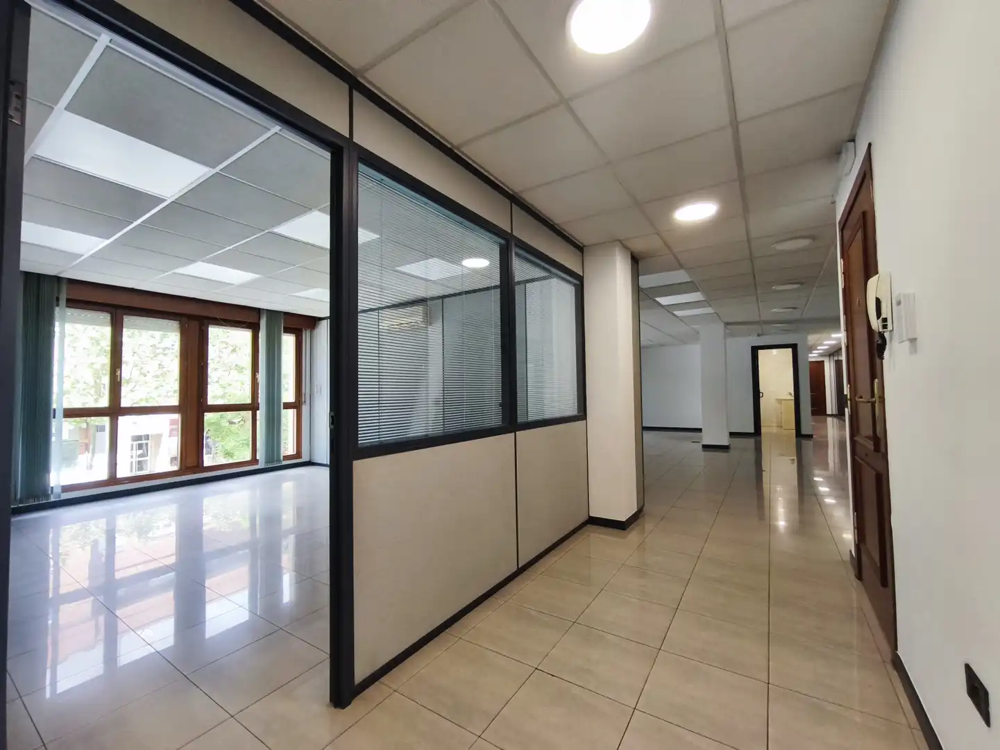 Oficina de lloguer en  Logroño amb Aire condicionat i Calefacció