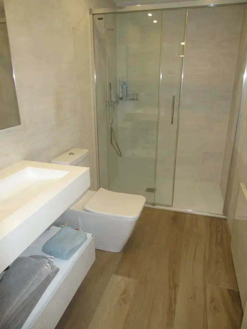 Baño de Casa o chalet en venta en Castiello de Jaca con Calefacción, Jardín privado y Terraza