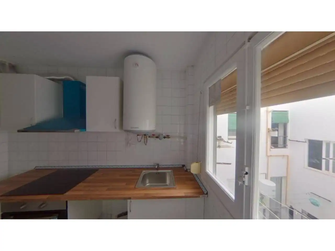 Kitchen of Flat for sale in Zaragoza