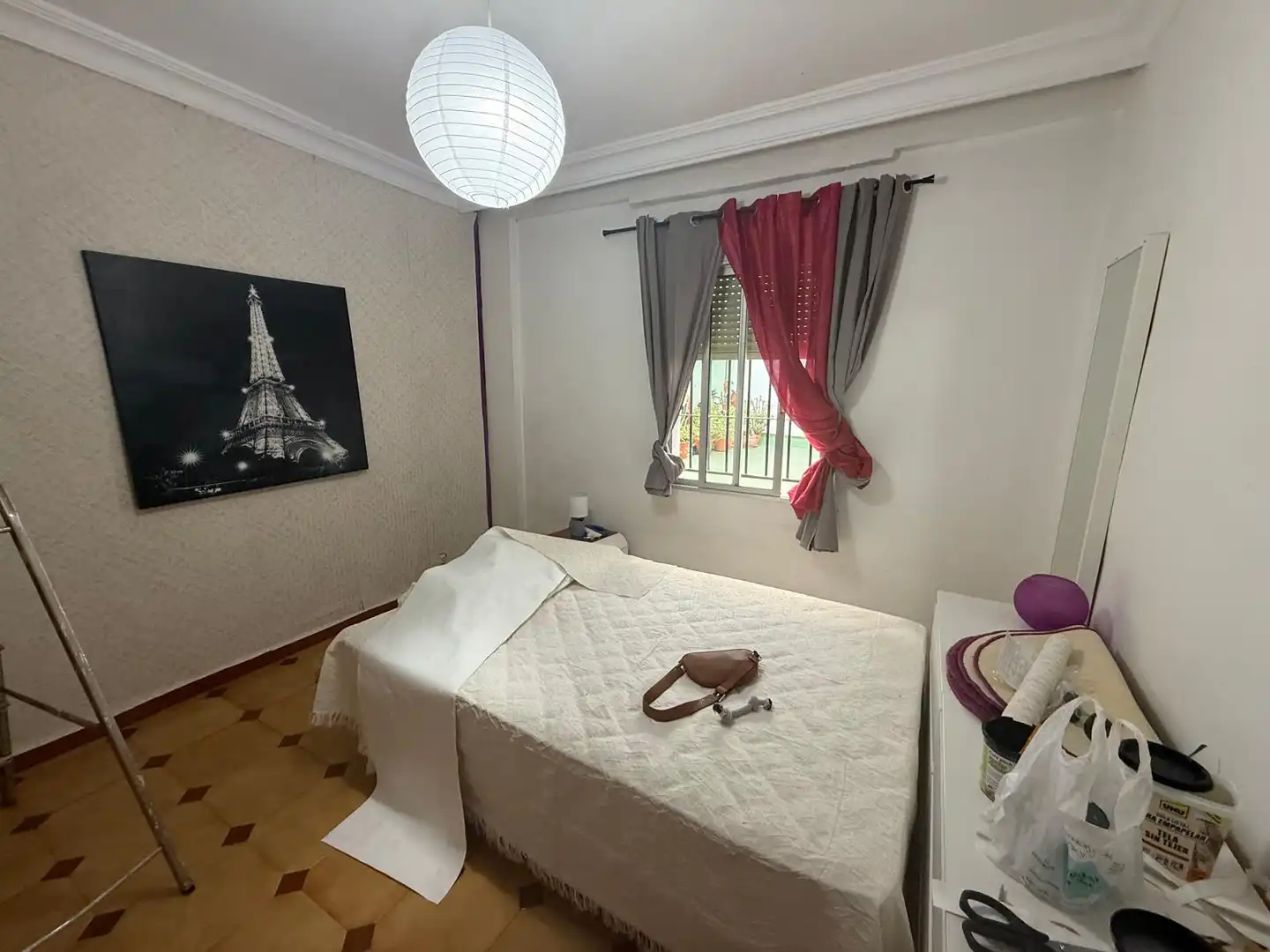 Habitación de Piso de alquiler en Huelva con Aire acondicionado, Amueblado y Lavadora