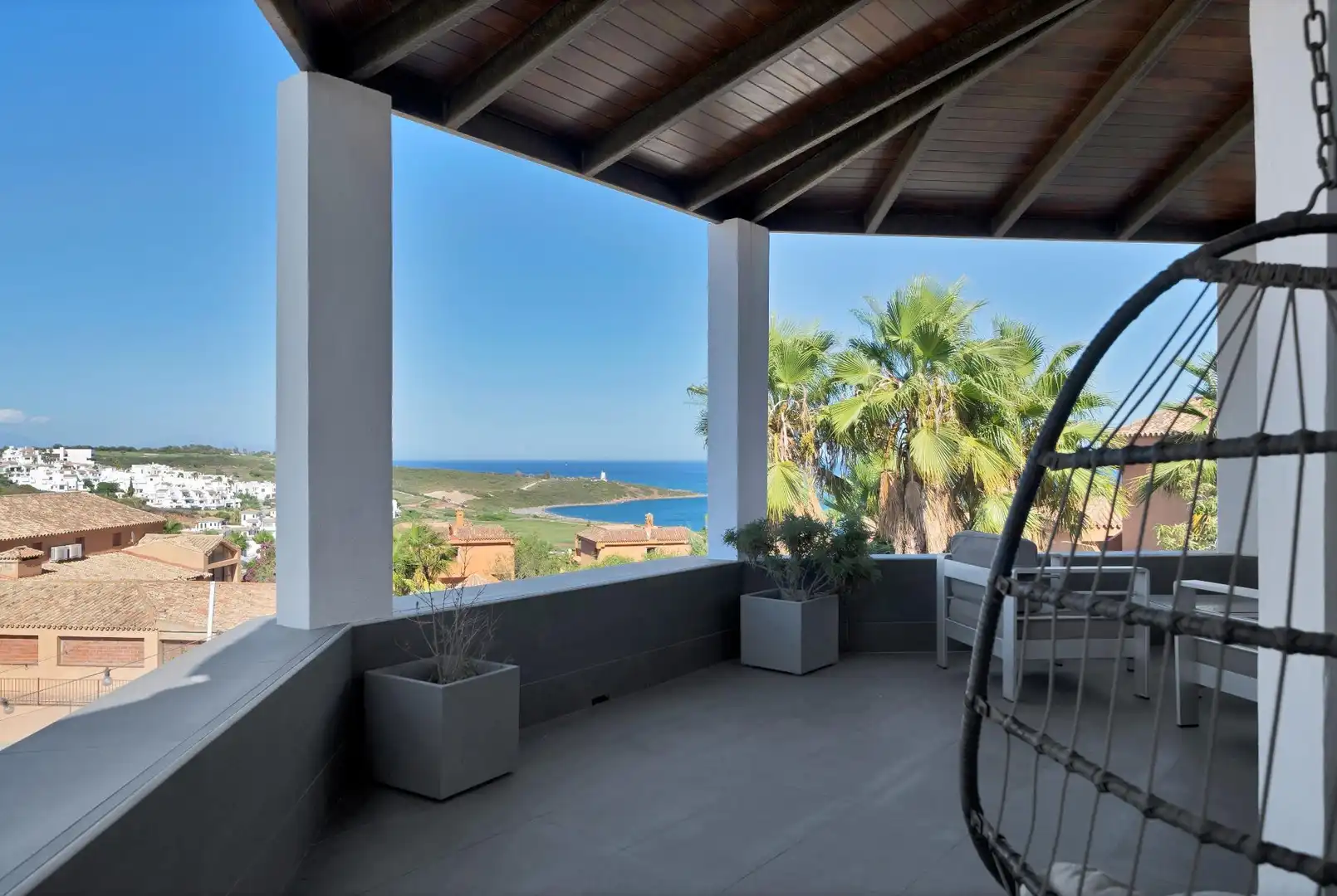 Terraza de Casa o chalet en venta en La Alcaidesa con Terraza, Trastero y Piscina