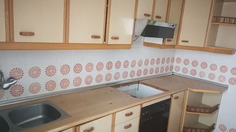 Foto 3 de Piso en venta en Mar y Sierra, 3, Sierra de Estepona - Avda. de Andalucía, Estepona