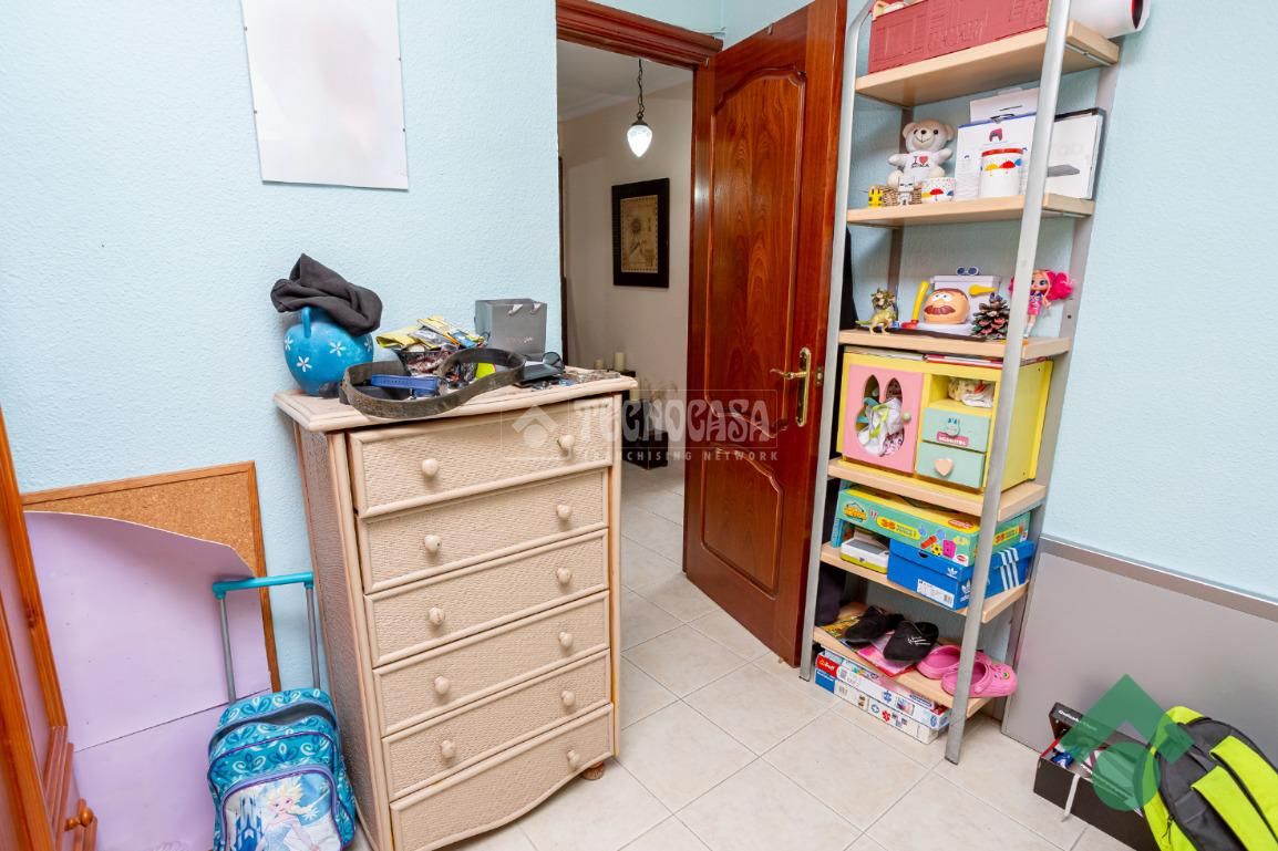 Bedroom of Flat for sale in Algeciras  with Air Conditioner and Furnished