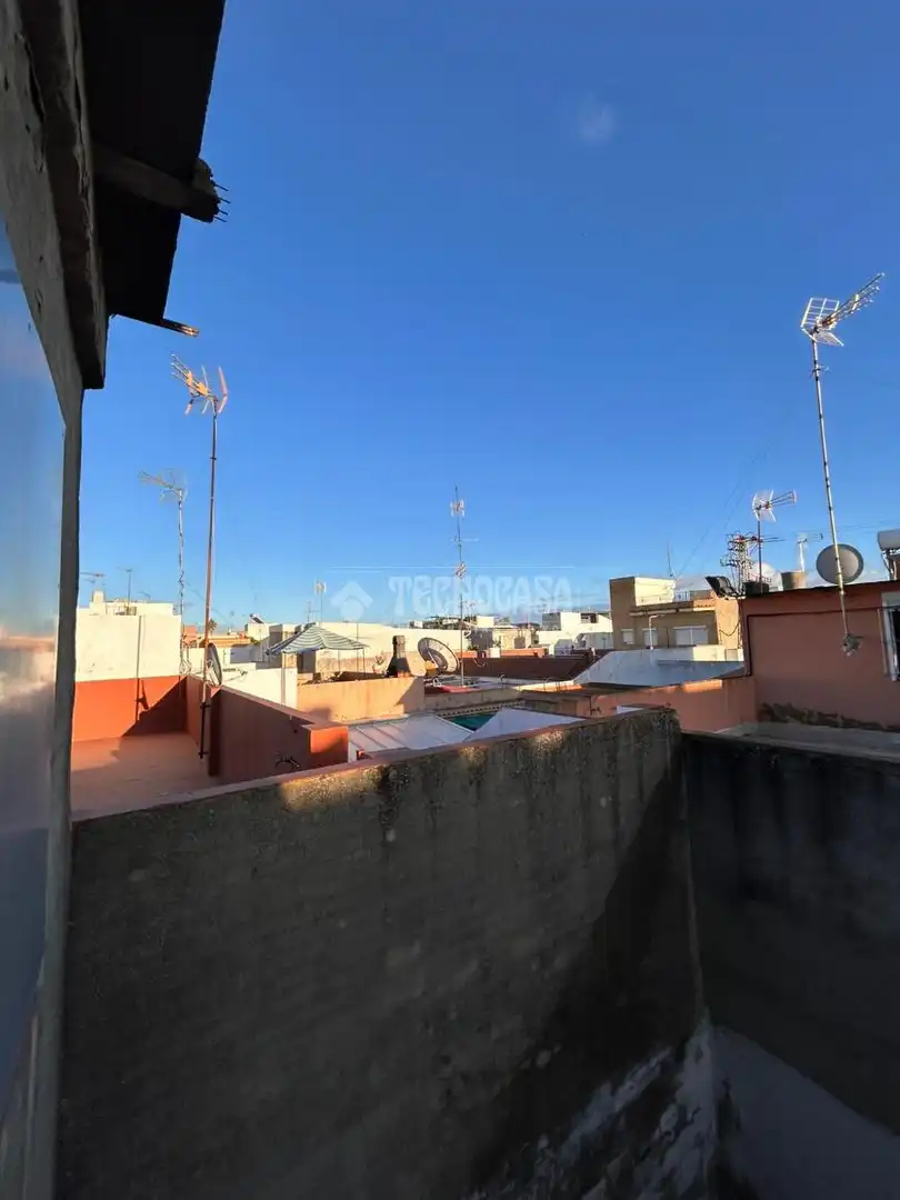 Exterior view of Houses for sale in Sevilla
