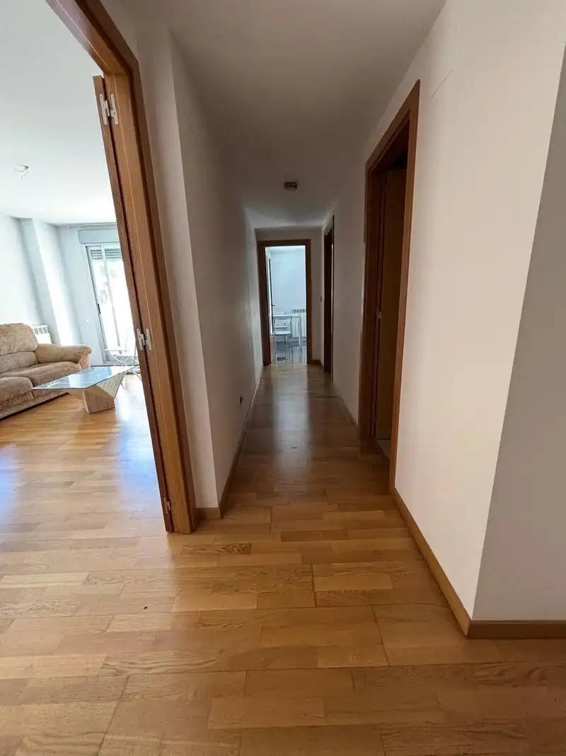 Dachboden zur Miete in Zaragoza
