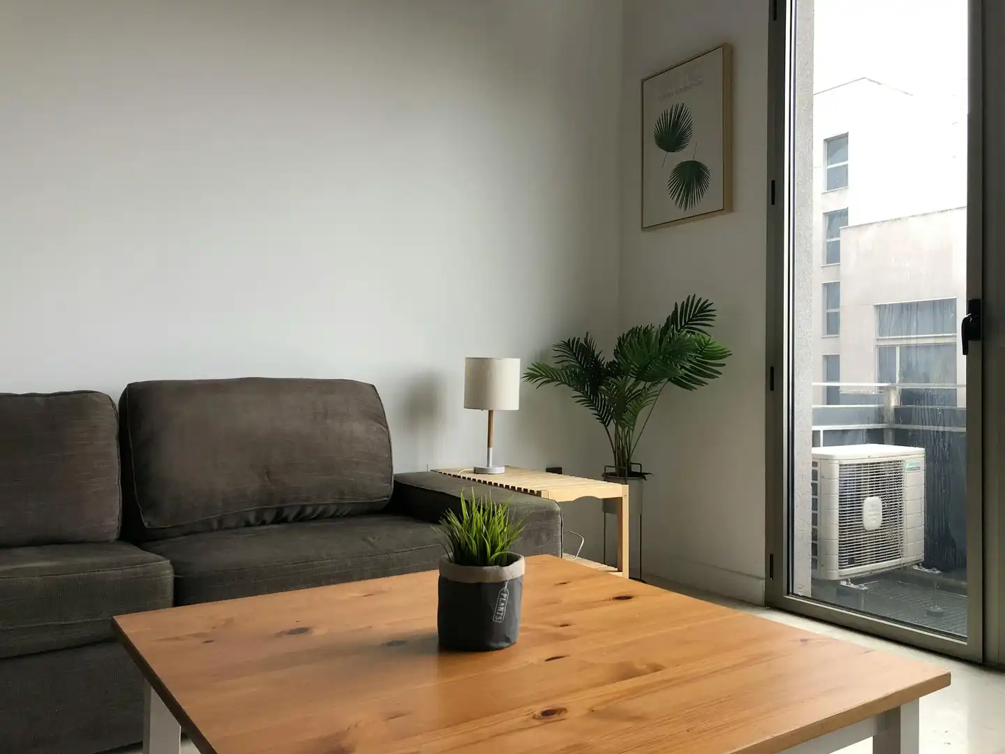 Sala de estar de Piso de alquiler en Madrid con Aire acondicionado, Calefacción y Amueblado