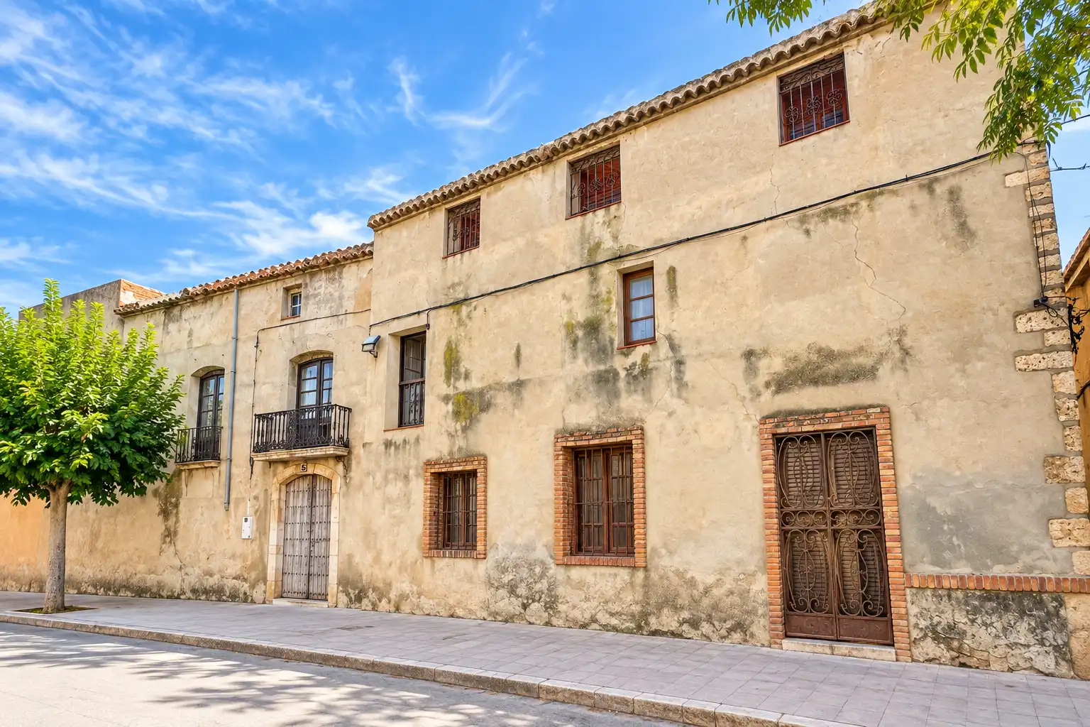 Vista exterior de Casa o xalet en venda en Alió amb Jardí privat