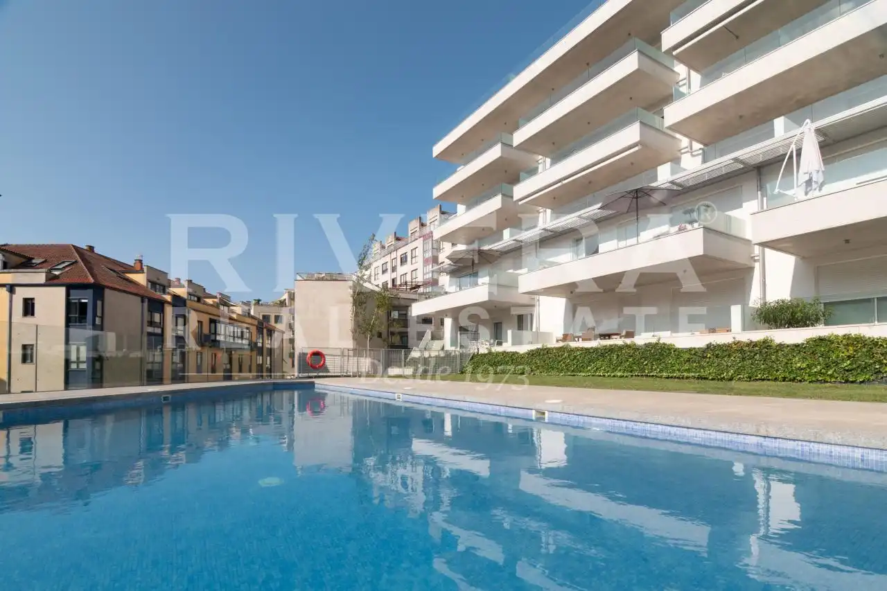 Vista exterior de Pis en venda en Sanxenxo amb Calefacció, Terrassa i Traster