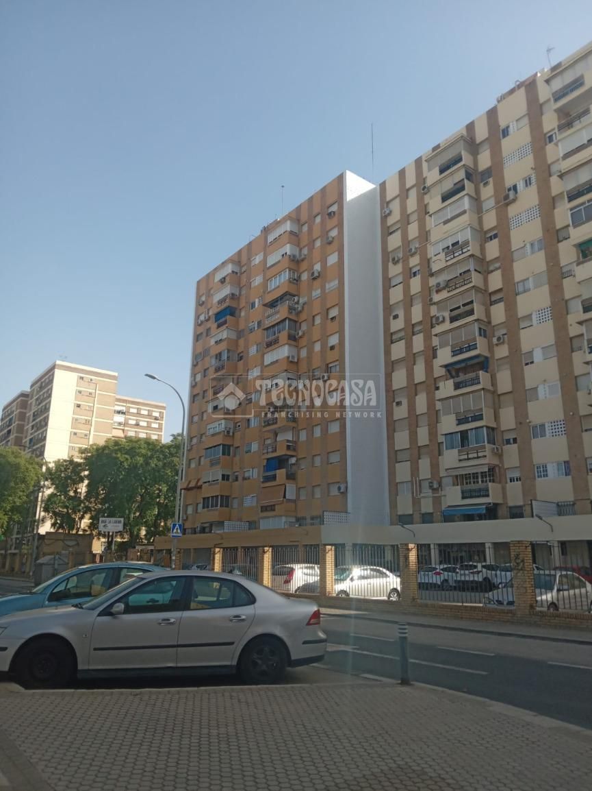 Flat for sale in C. Avión Cuatro Vientos, Parque María Luisa -Giralda Sur