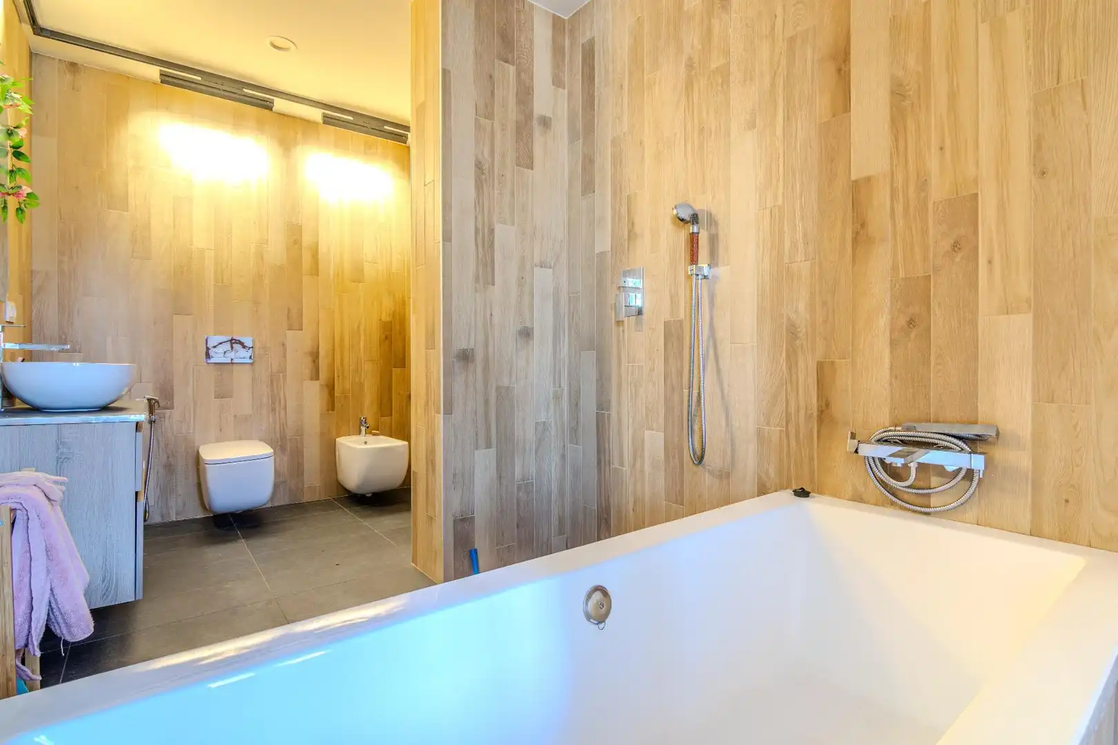 Bathroom of Flat for sale in Reinosa  with Heating, Furnished and Balcony