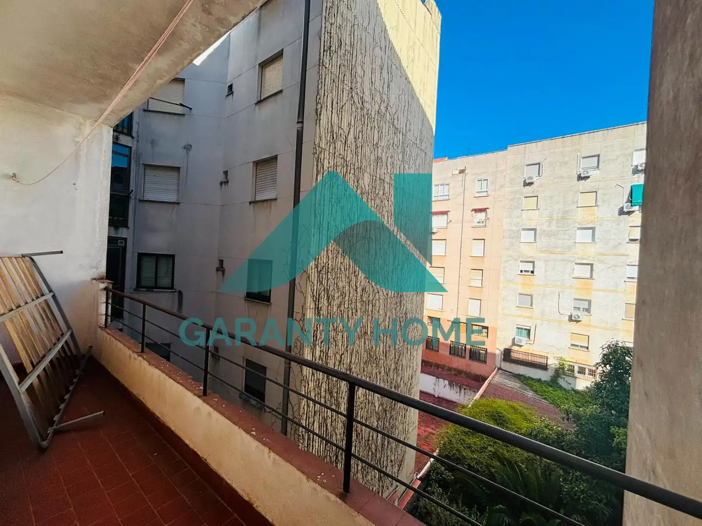 Vista exterior de Pis en venda en Cáceres amb Calefacció, Terrassa i Moblat