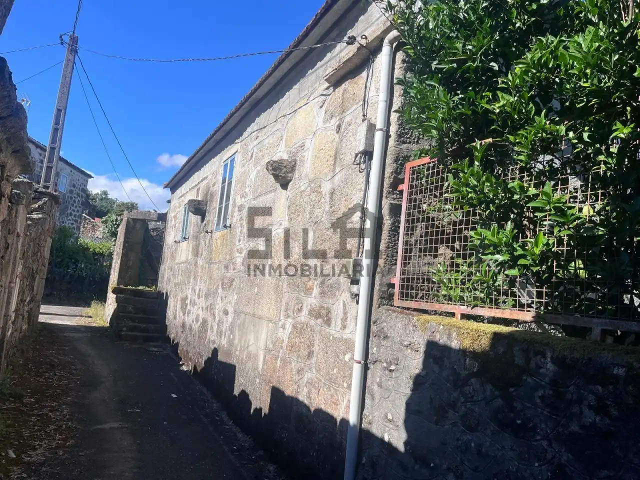 Casa o chalet de alquiler en Lobeira