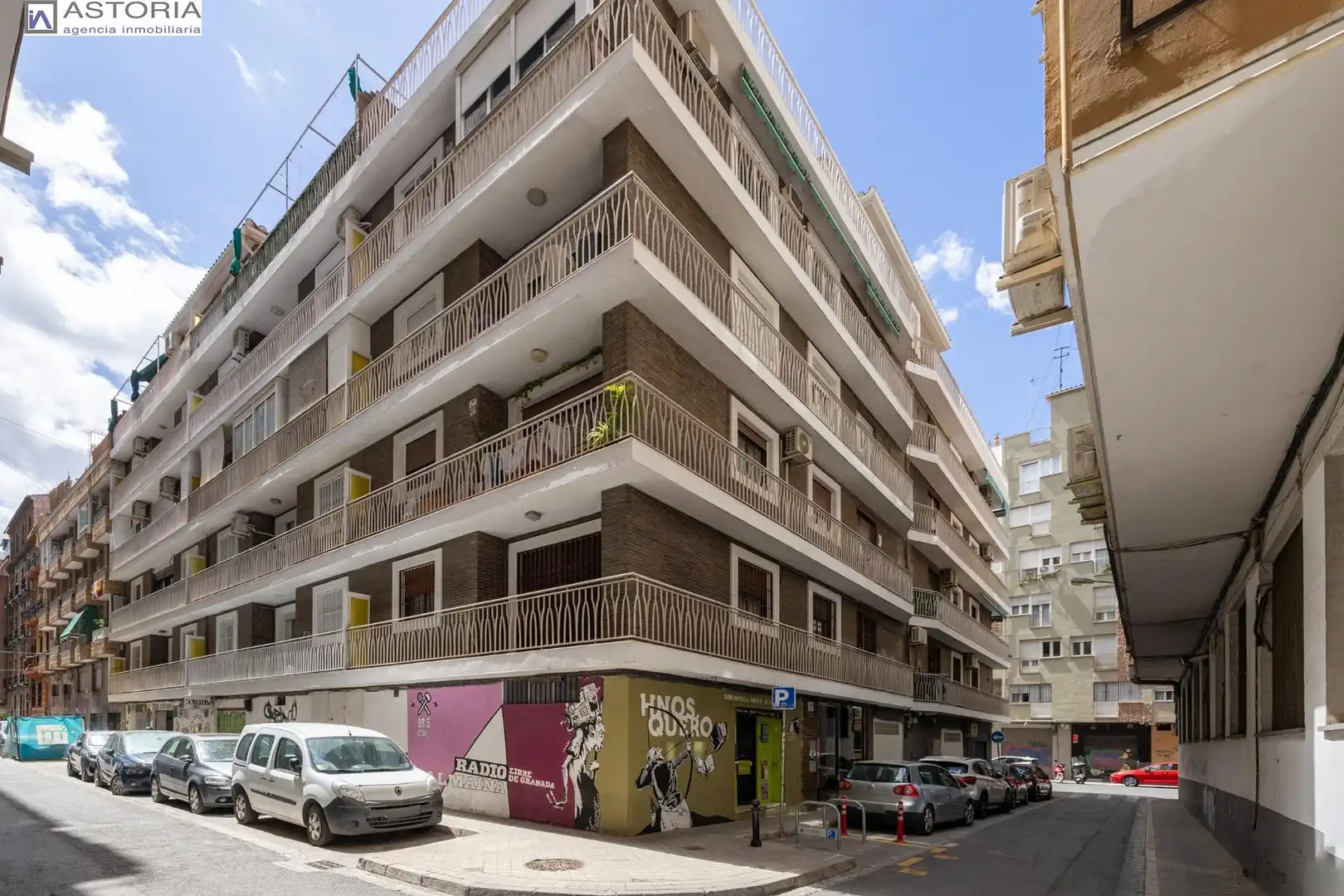 Vista exterior de Pis en venda en Granada amb Aire condicionat, Calefacció i Terrassa