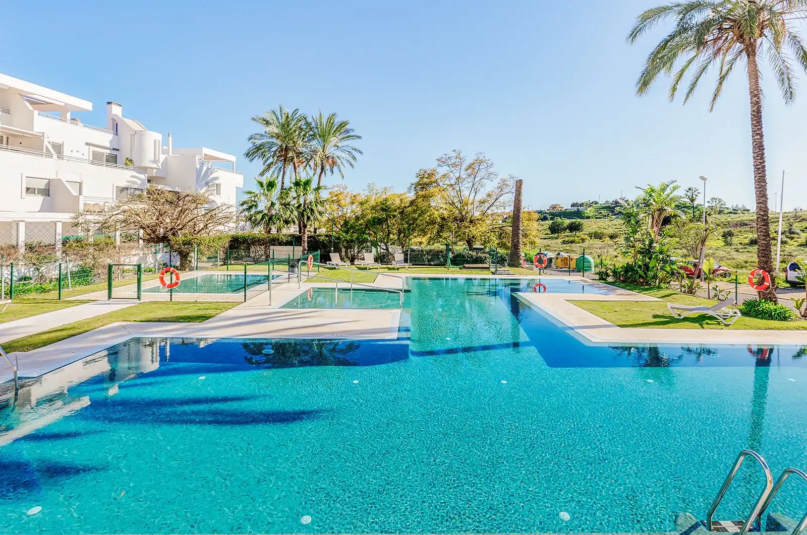 Schwimmbecken von Dachboden zum Verkauf in Mijas