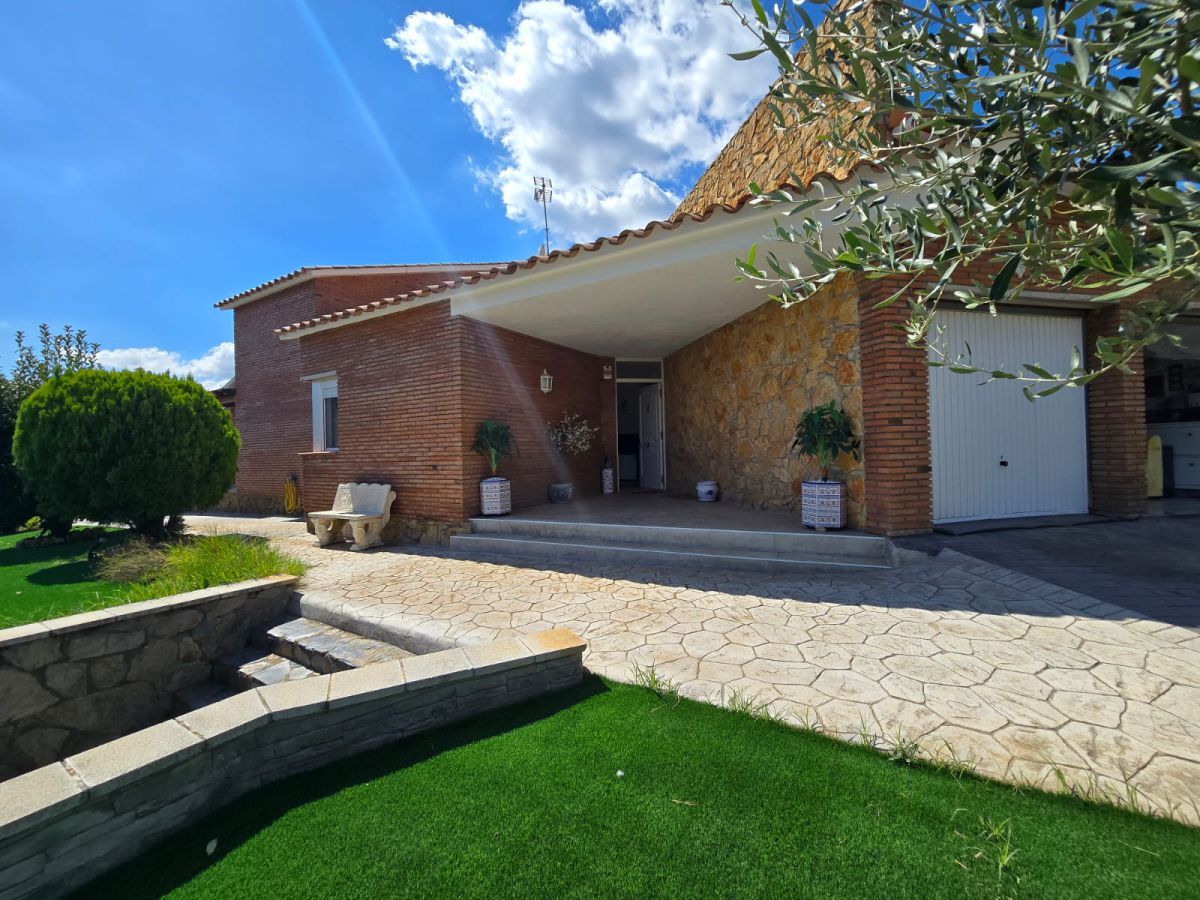 Vista exterior de Casa o xalet en venda en Sant Pere de Vilamajor amb Aire condicionat, Calefacció i Terrassa