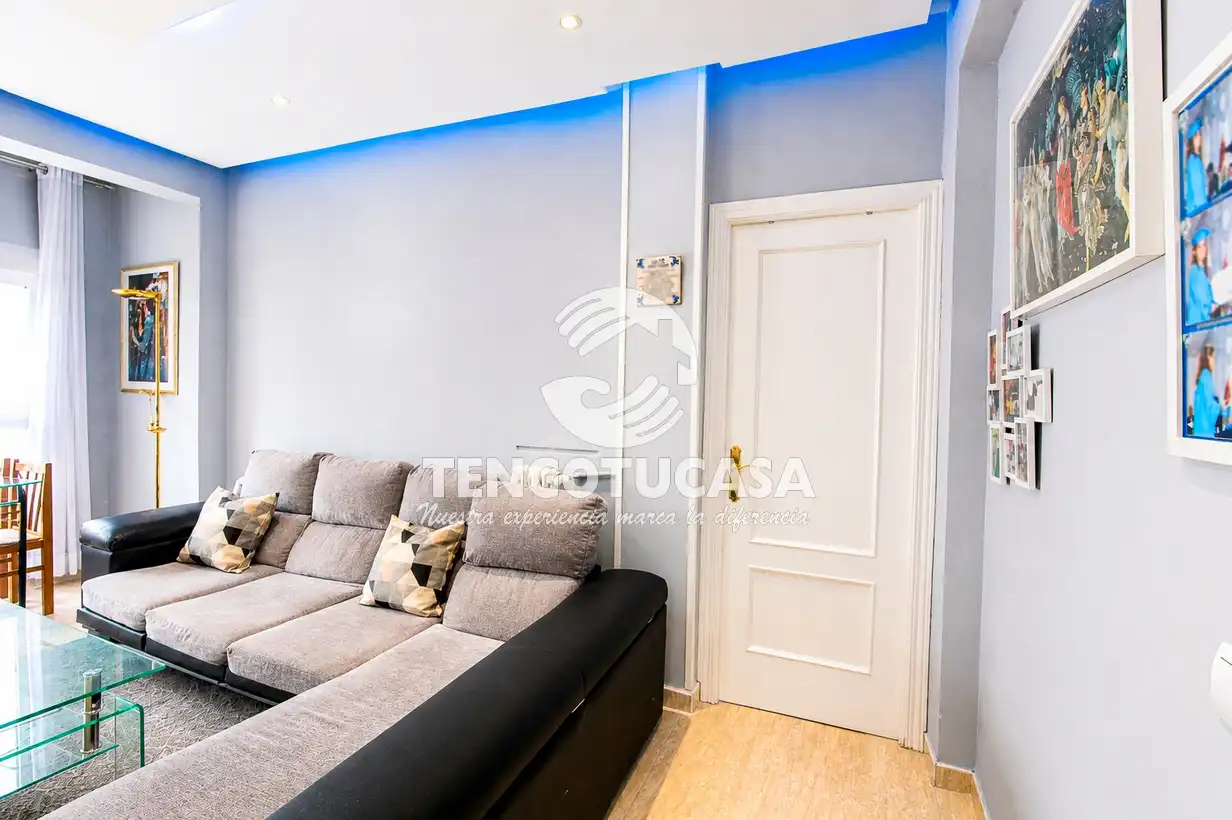 Sala de estar de Piso en venta en Madrid con Aire acondicionado, Calefacción y Amueblado