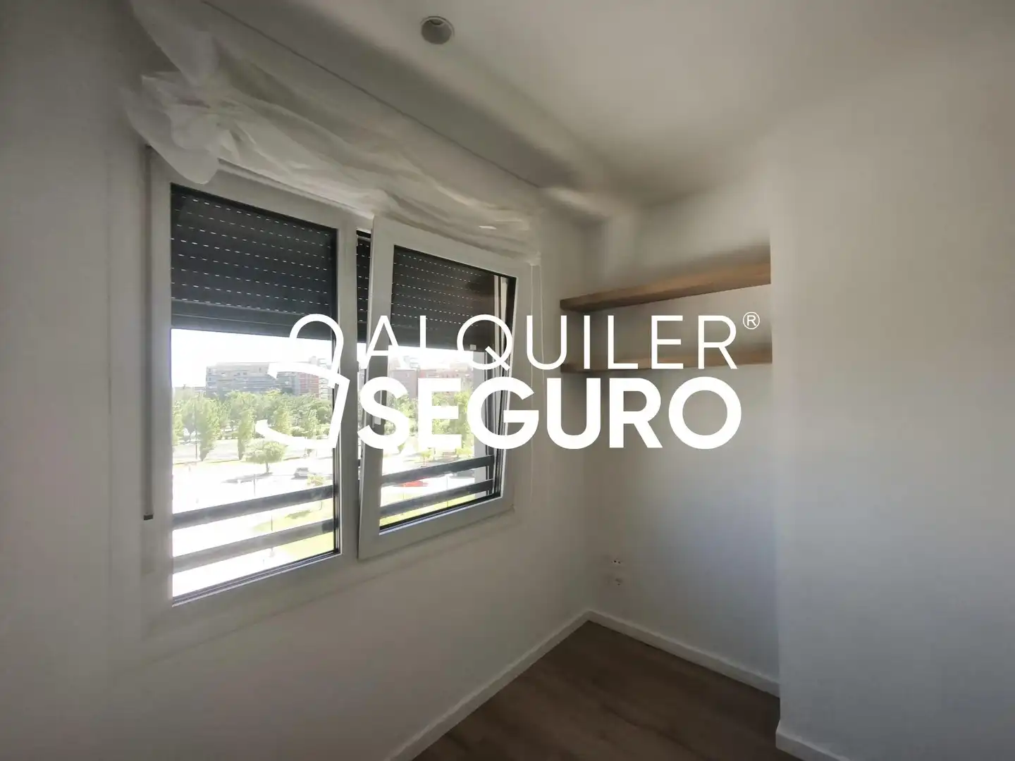 Bedroom of Flat for rent in Zaragoza  with Air Conditioner, Heating and Terrace