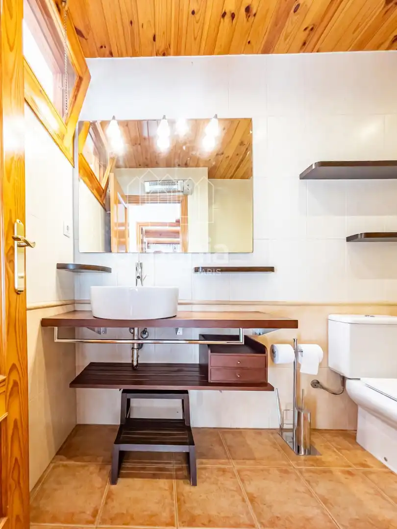 Baño de Casa o chalet en venta en Argentona con Aire acondicionado, Calefacción y Terraza