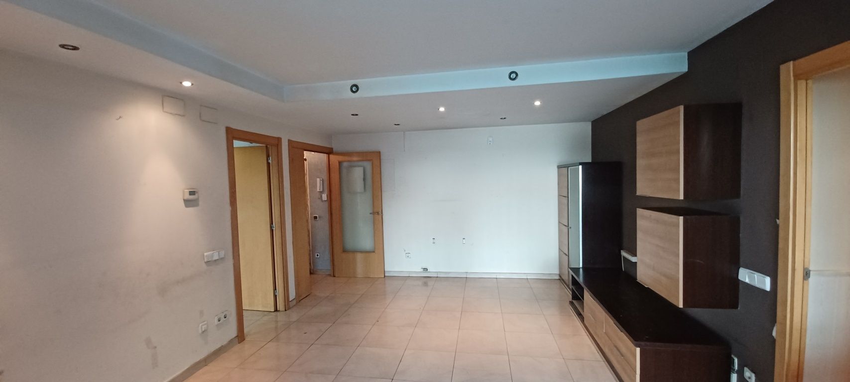 Piso en venta en Sabadell con Trastero y Piscina
