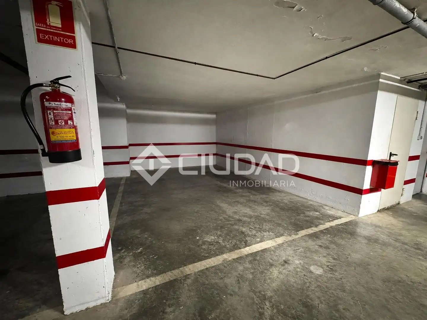 Parking de Piso en venta en Sanlúcar de Barrameda con Aire acondicionado, Jardín privado y Amueblado
