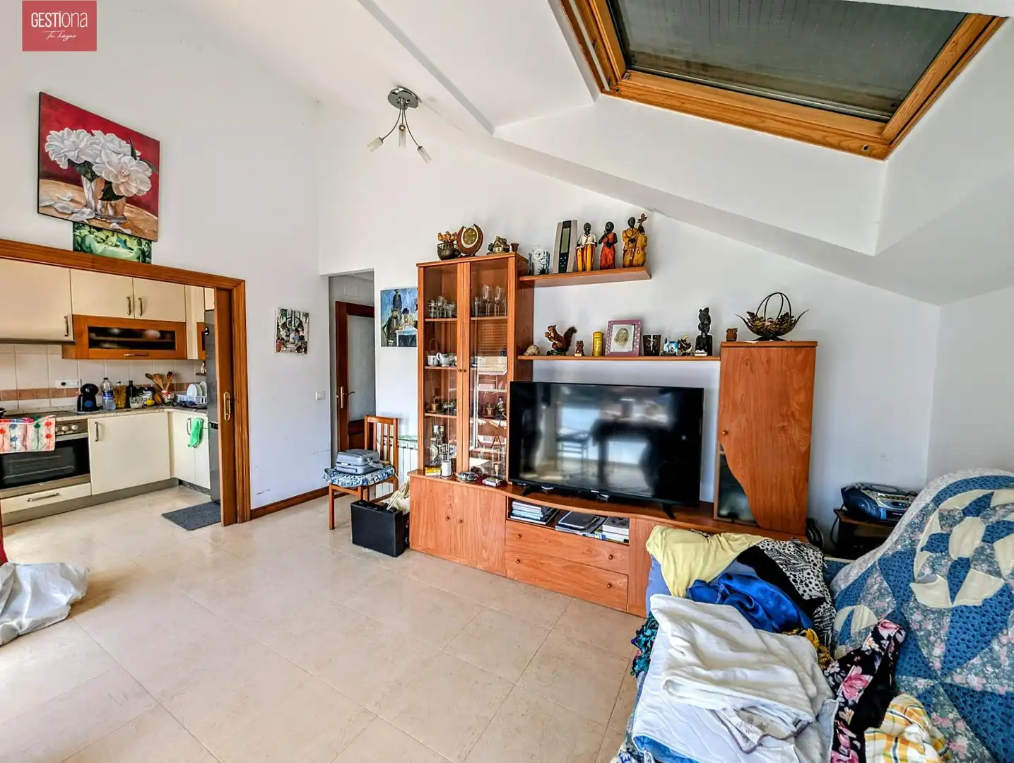 Sala de estar de Ático en venta en Noja con Calefacción, Terraza y Piscina comunitaria