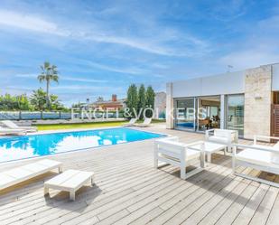 Terrace of Single-family semi-detached for sale in  Valencia Capital  with Air Conditioner and Swimming Pool