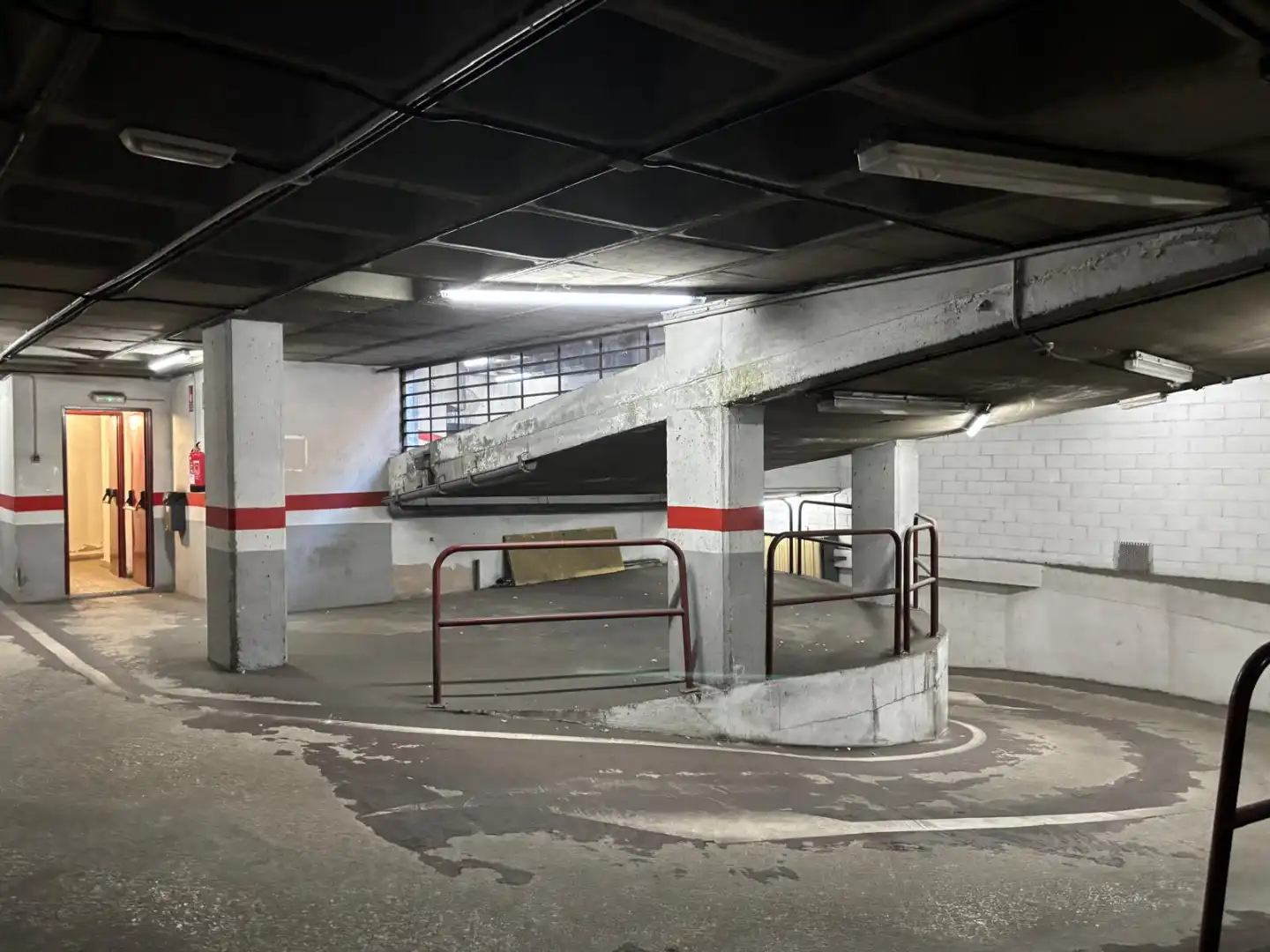 Einzelparkplatz mit Aufzug zum Verkauf in Avenida del Cid Campeador, imagen 7