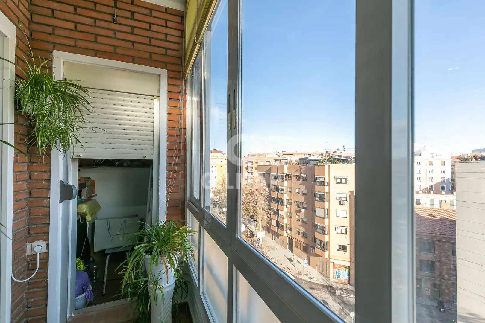 Habitación de Piso en venta en Madrid con Calefacción y Balcón