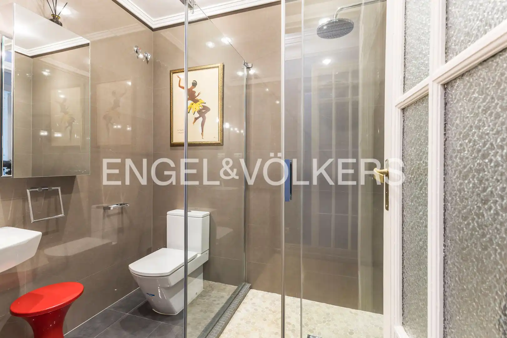 Bathroom of Flat for sale in Madrid  with Air Conditioner, Heating and Balcony