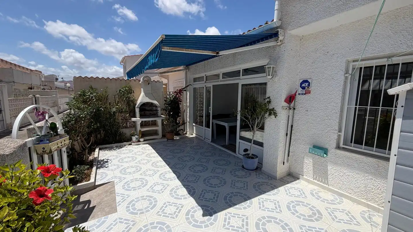 Terraza de Dúplex en venta en Torrevieja con Aire acondicionado, Jardín privado y Terraza
