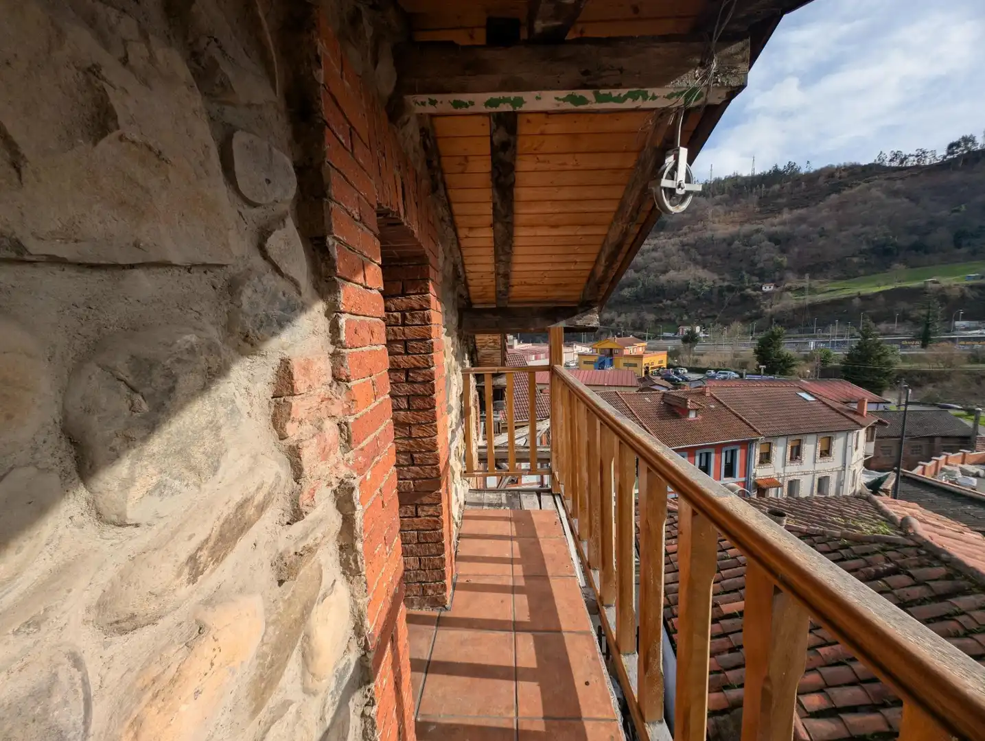 Terraza de Casa o chalet en venta en Mieres (Asturias) con Terraza, Trastero y Balcón