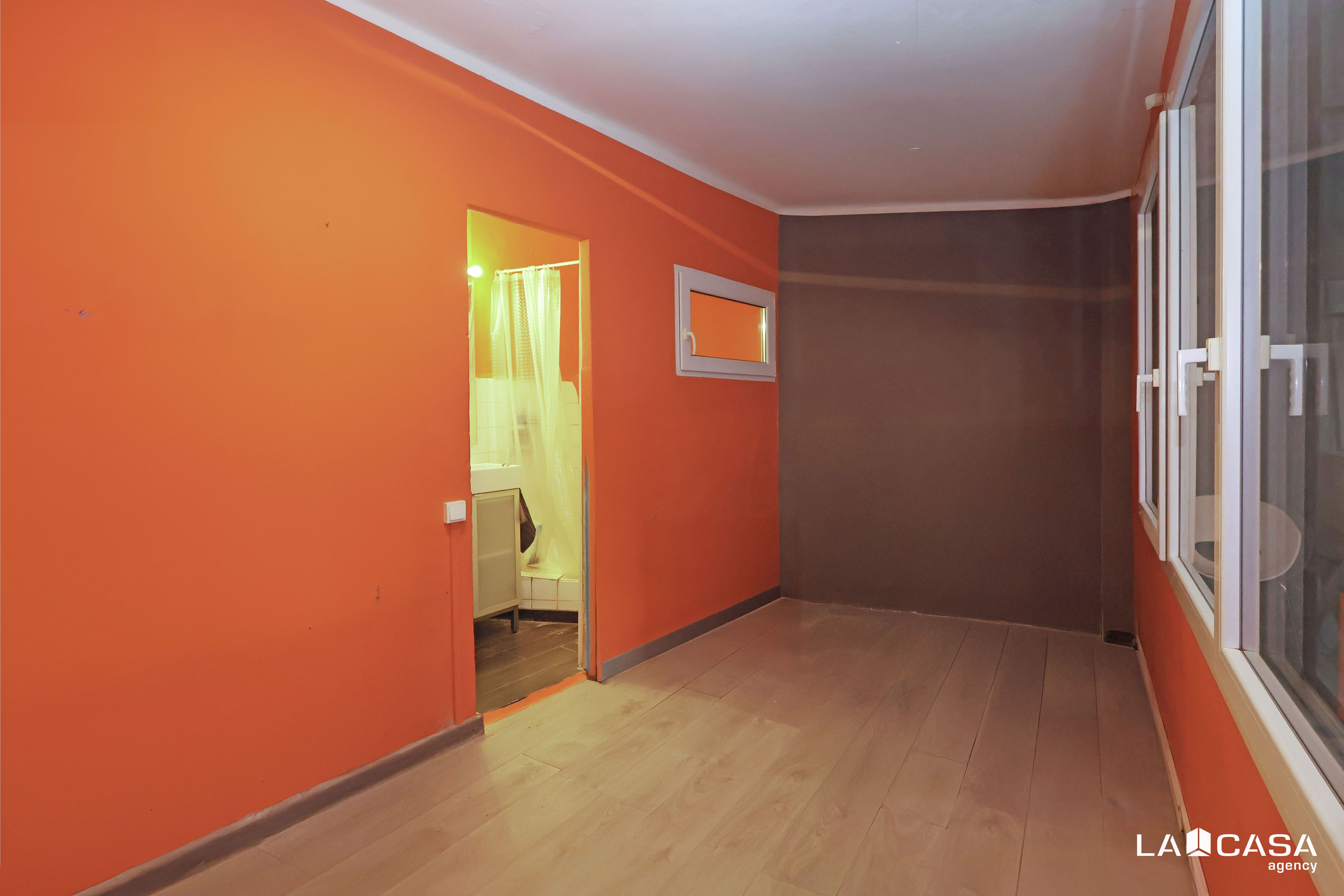 Dormitori de Casa o xalet en venda en Esplugues de Llobregat amb Terrassa