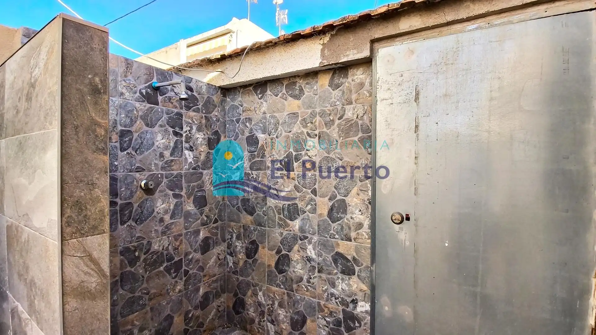 Vista exterior de Piso en venta en Mazarrón con Terraza, Trastero y Amueblado