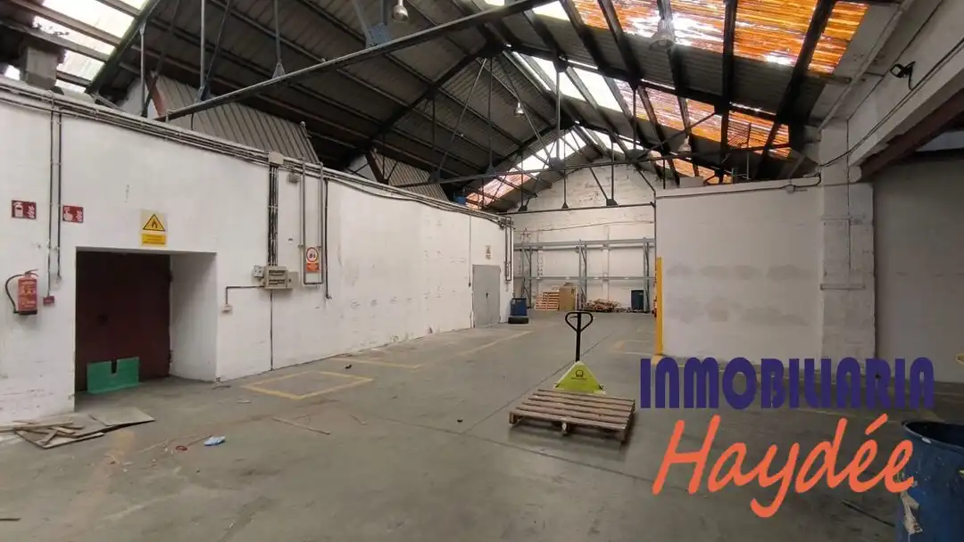 Nave industrial en venta en Erandio