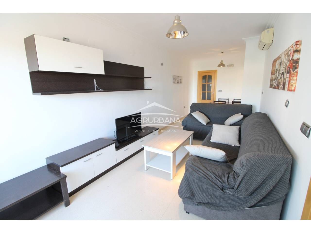 Sala d'estar de Pis en venda en Motril amb Aire condicionat, Traster i Balcó