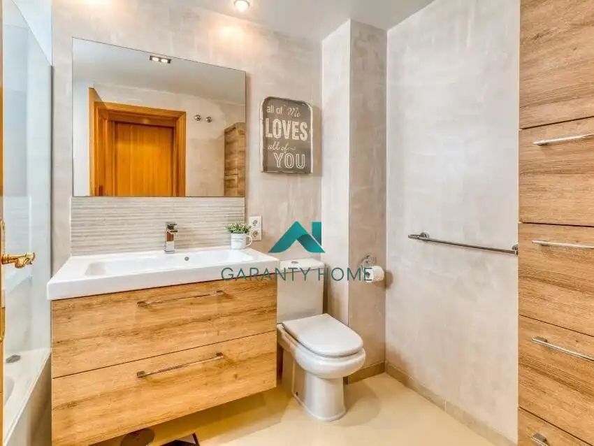 Bathroom of Flat for rent in Estepona  with Air Conditioner, Heating and Terrace