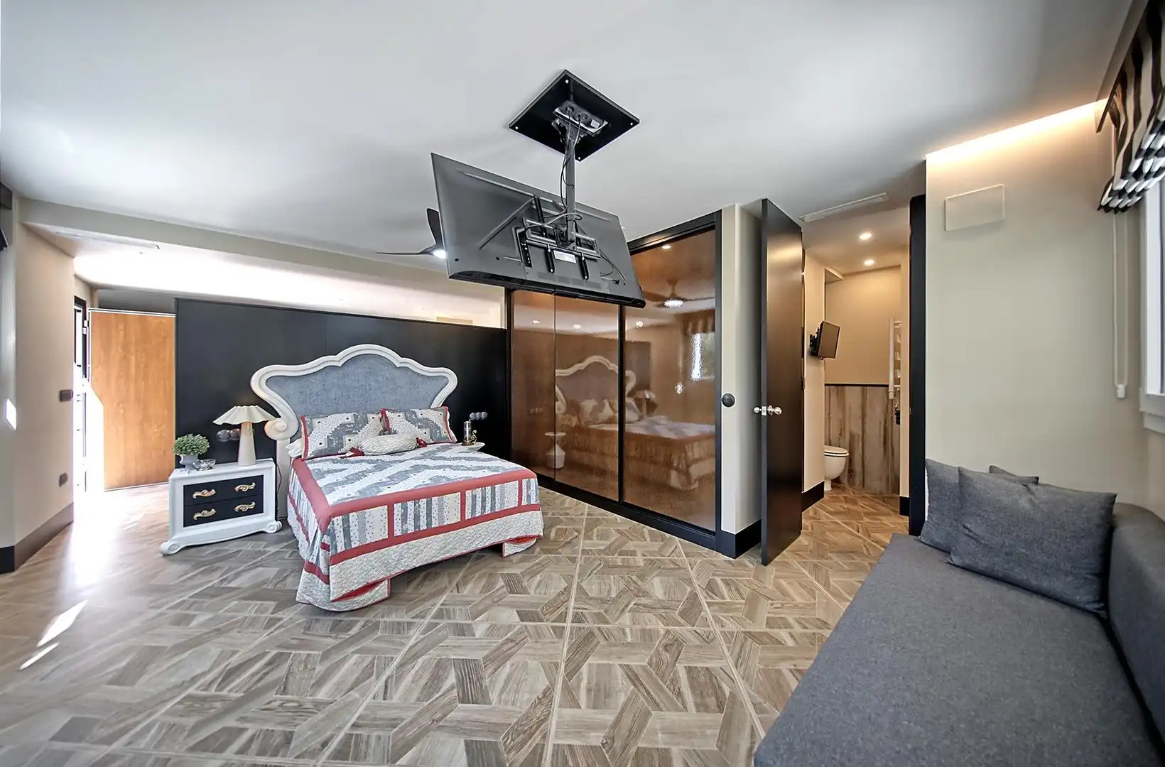 Bedroom of Ground floor for sale in Valencia  with Air Conditioner, Heating and Alarm