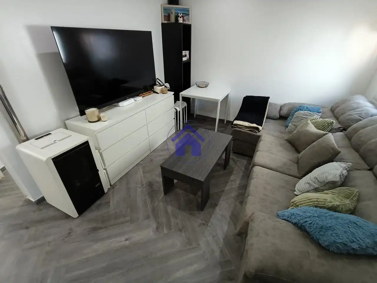 Living room of Detached homes for sale in Vigo   with Storage room and Furnished