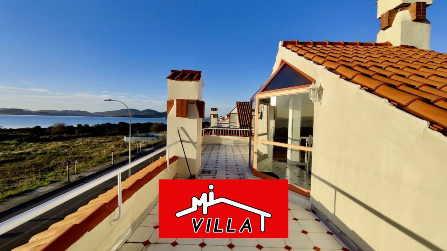 Exterior view of Single-family semi-detached to rent in Laredo  with Heating, Terrace and Furnished