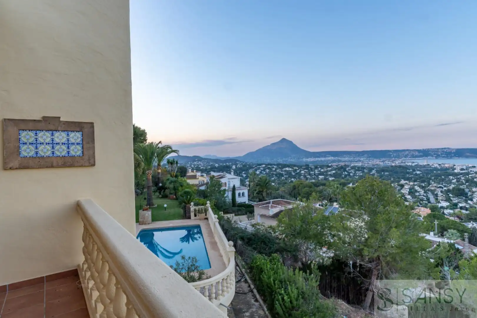 Exterior view of Houses for sale in Jávea / Xàbia  with Heating, Terrace and Storage room