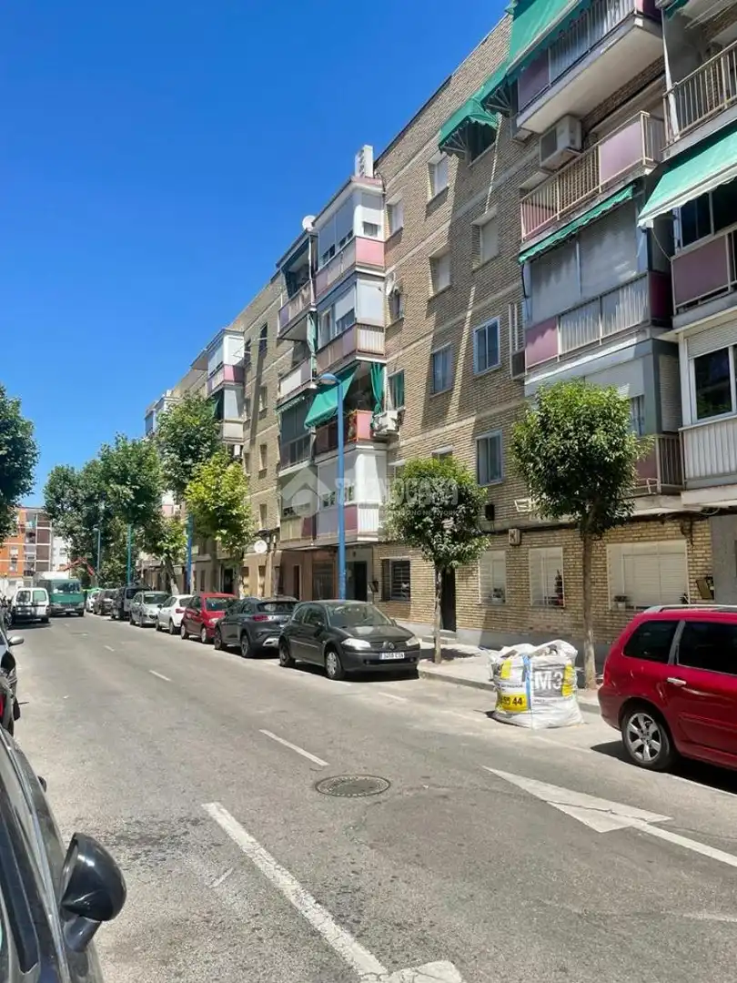 Vista exterior de Piso en venta en Leganés con Terraza