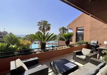 Ático con piscina en venta en Nueva Andalucía, imagen 3