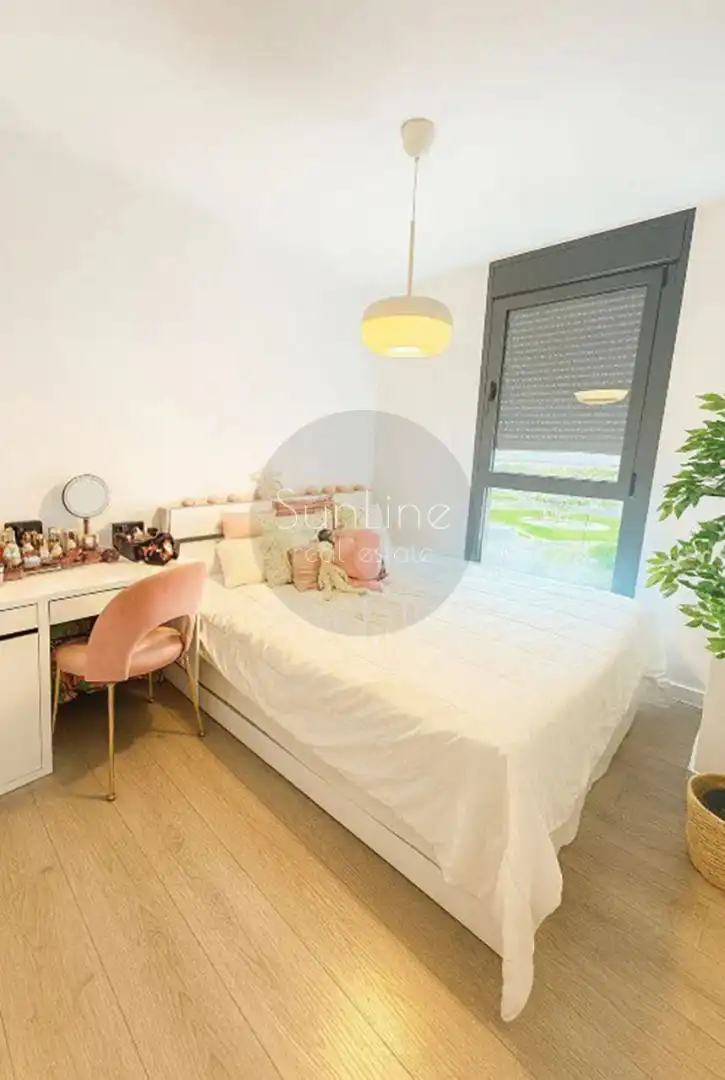 Habitación de Piso en venta en Valencia con Aire acondicionado, Terraza y Amueblado