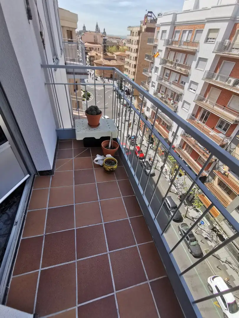 Balcony of Flat for share in Salamanca  with Heating and Terrace
