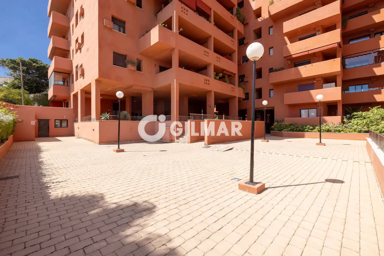 Vista exterior de Apartamento en venta en Estepona con Calefacción, Trastero y Piscina