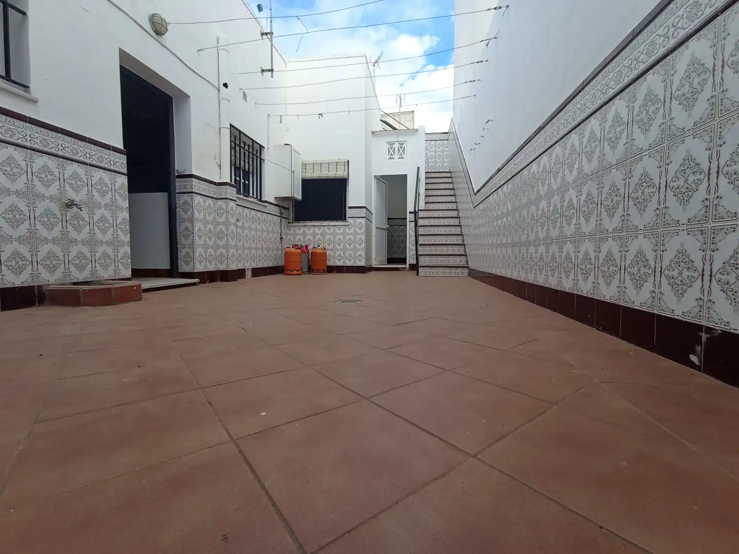 Exterior view of Houses for sale in Estación de Autobuses