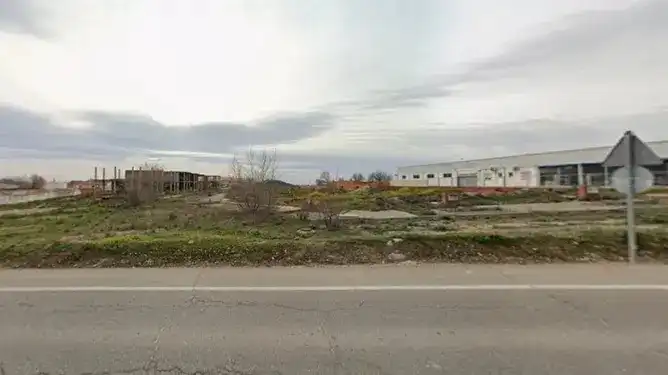 Terreny residencial en venda a Avenida de Madrid