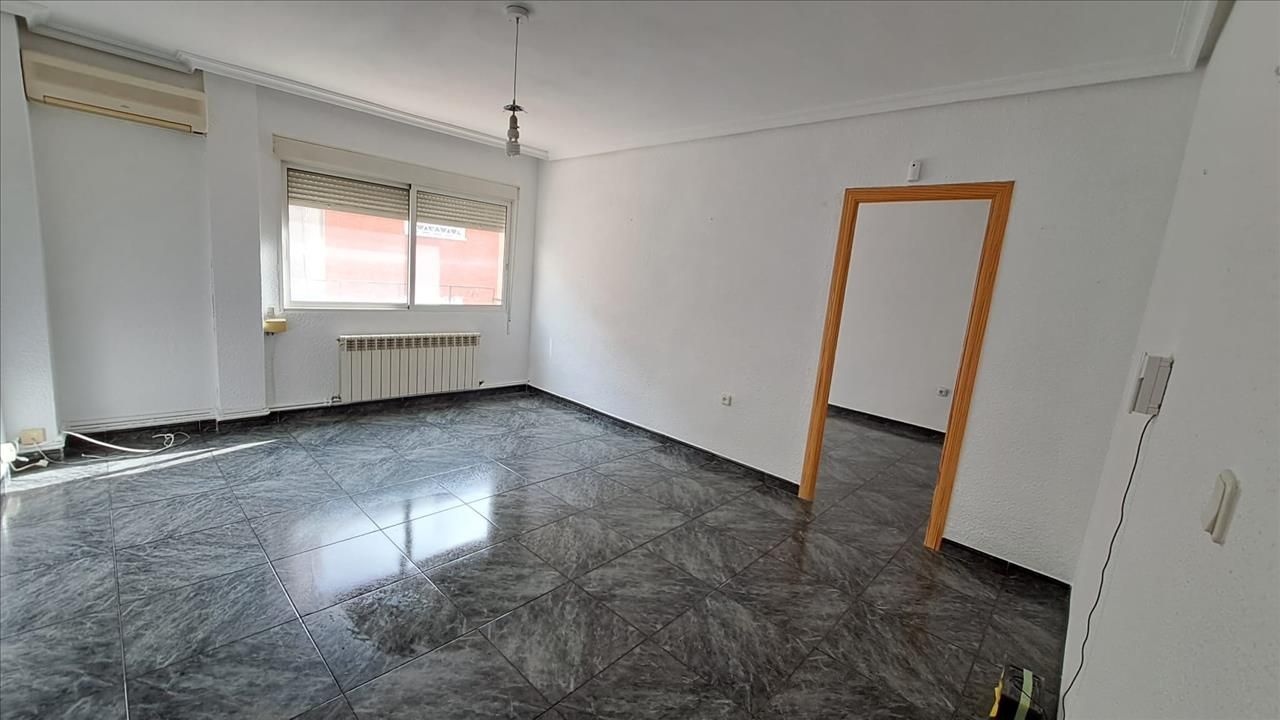 Bedroom of Flat for sale in Puertollano